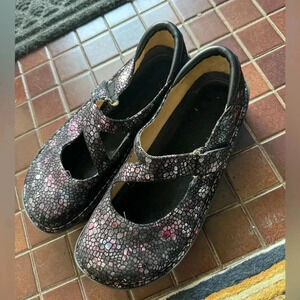 Algeria Black  Leather With Rainbow Pink Design Mary Jane Shoes Size 39 9  new